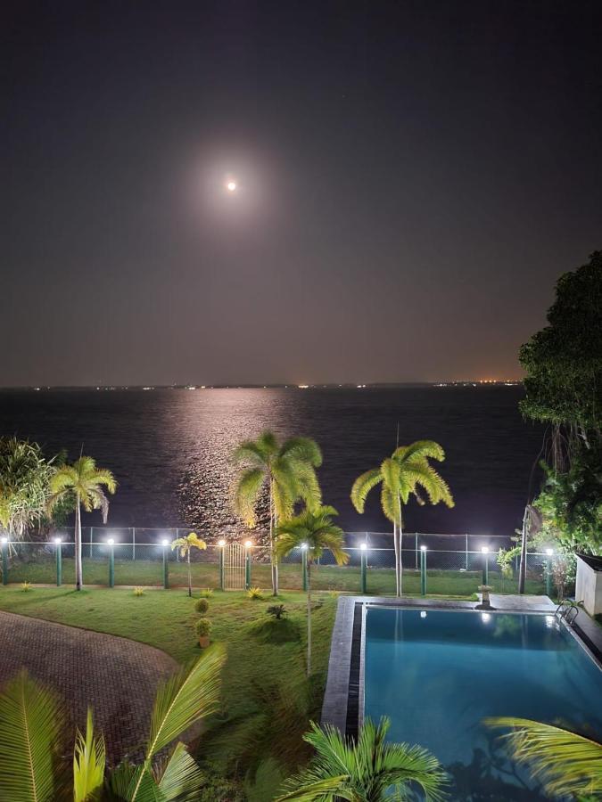 Rainbow Lagoon Resort Negombo Dış mekan fotoğraf